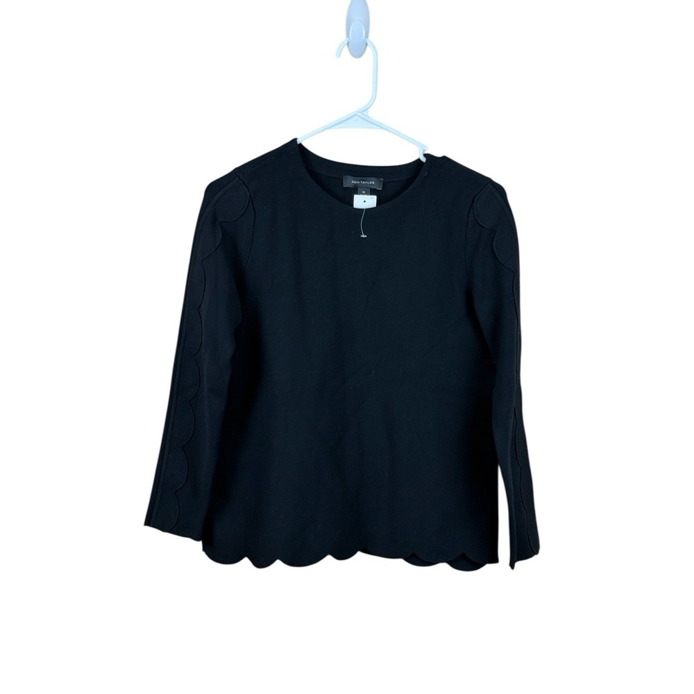 Ann Taylor Black Scalloped Trim Long Sleeve‎ Top Knit Blouse Womens XS